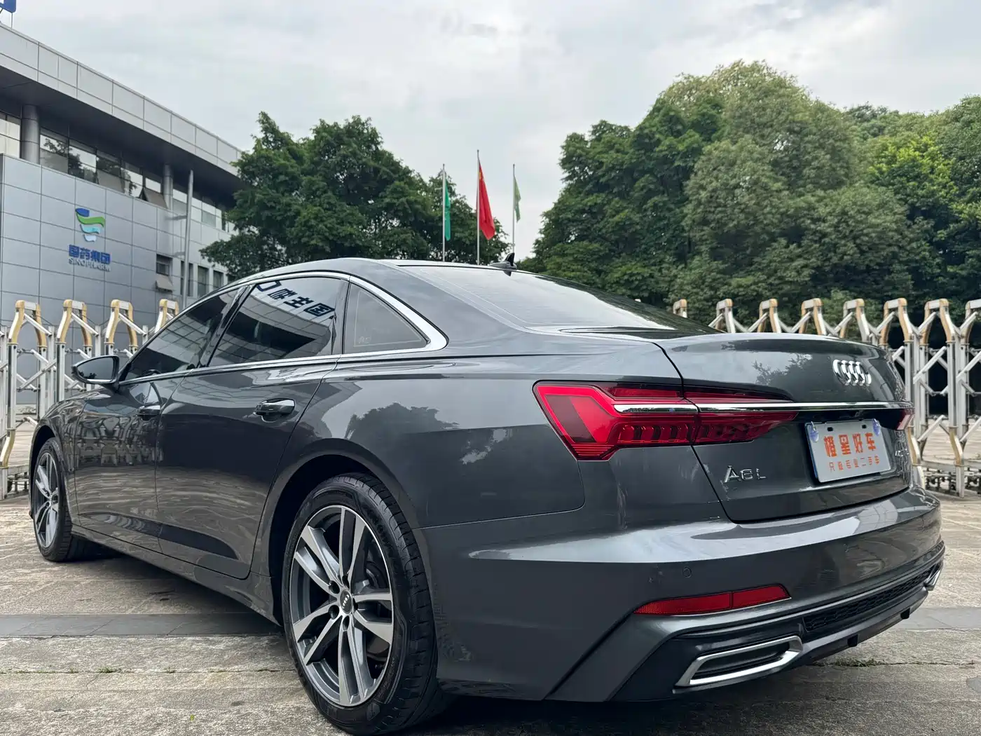 Audi A6L 2019 40 TFSI Luxury Dynamic фото 7