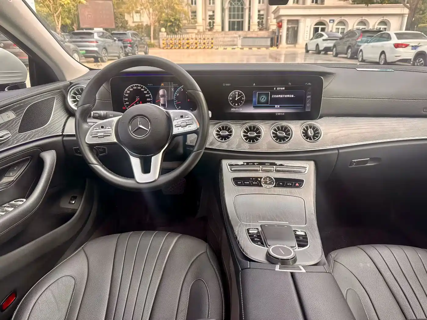 Mercedes-Benz CLS 2018 CLS 300 Dynamic фото 7
