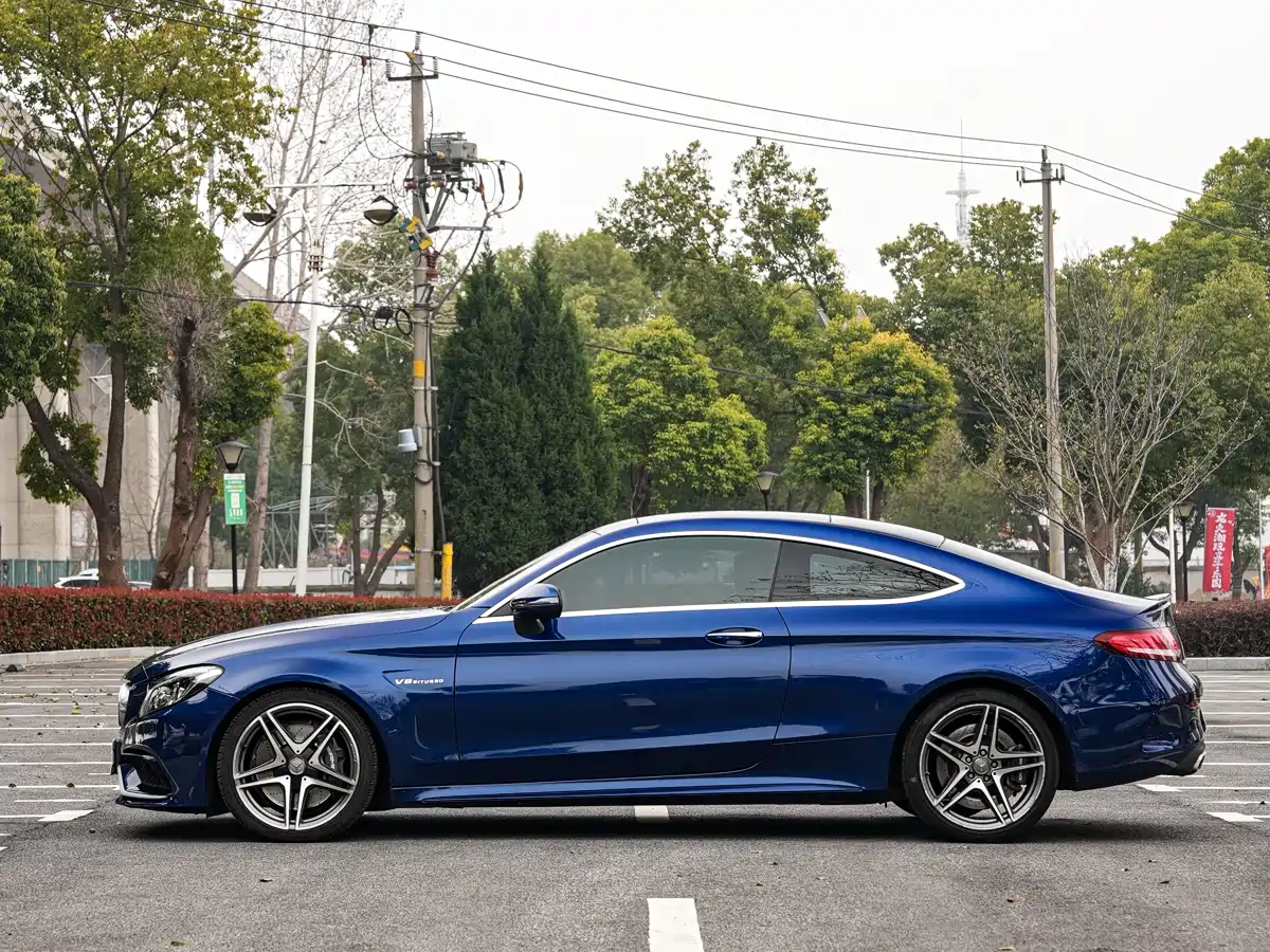 Mercedes-Benz C-Class AMG 2016 AMG C 63 Coupe фото 3