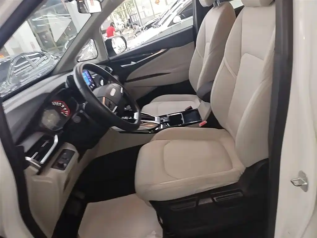 SAIC Maxus Maxus G50 2022 1.5T Automatic Changyou A фото 15