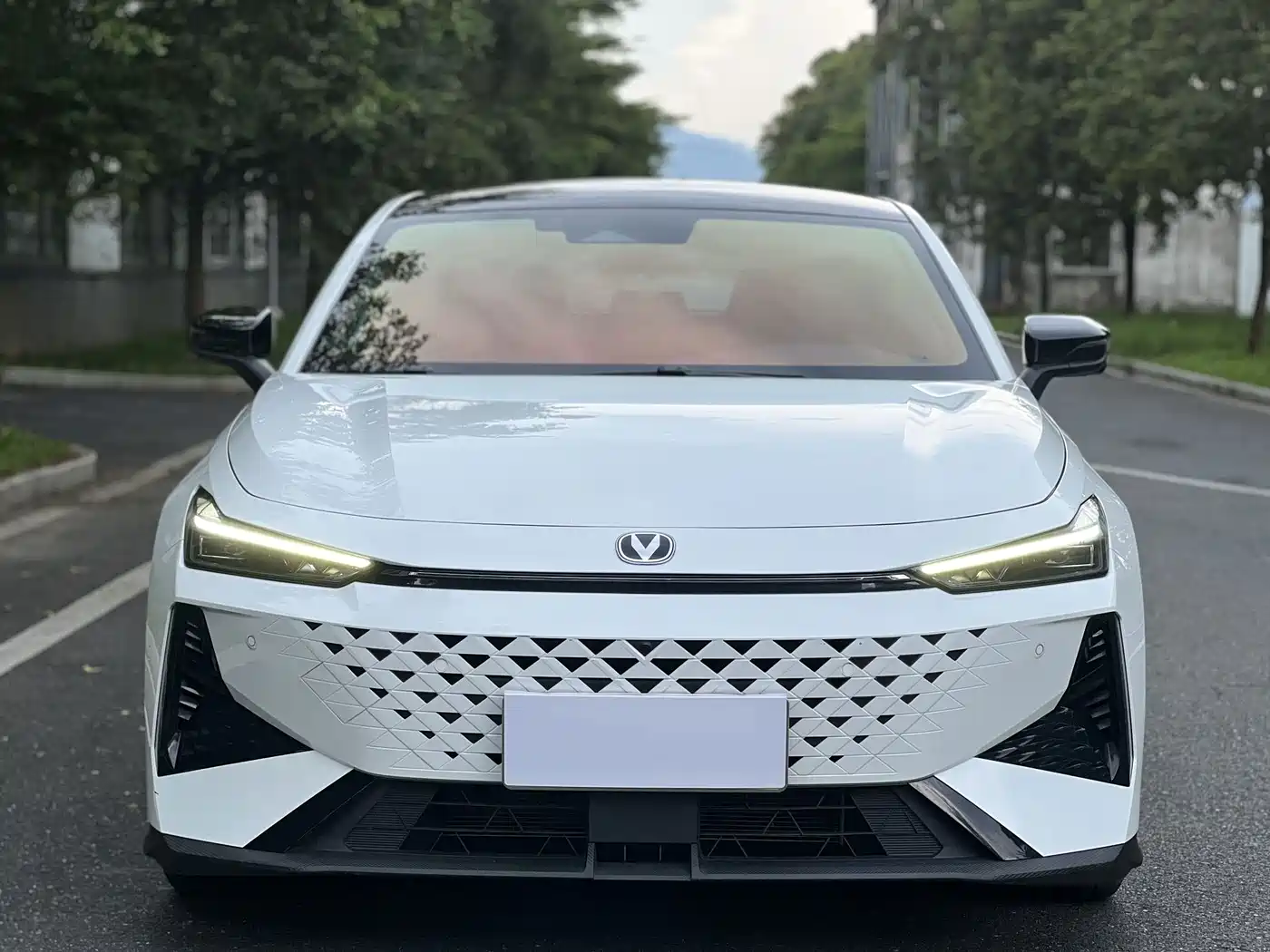 Changan UNI-V 2025 2024 1.5T Deluxe