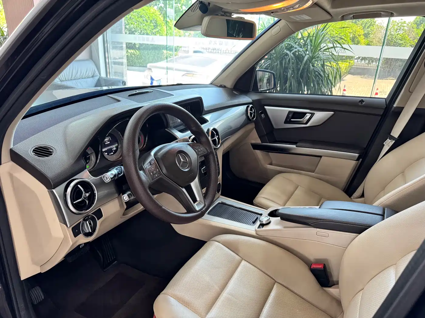 Mercedes-Benz GLK-Class 2013 GLK 300 4MATIC Fashion фото 12