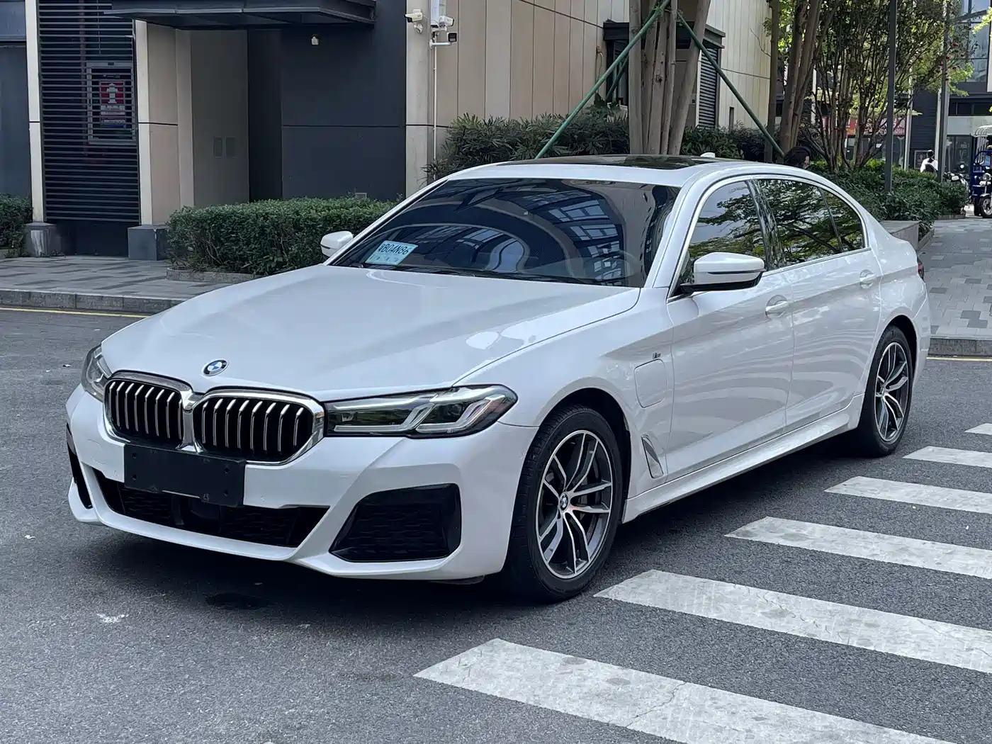 BMW 5 SERIES NEW ENERGY