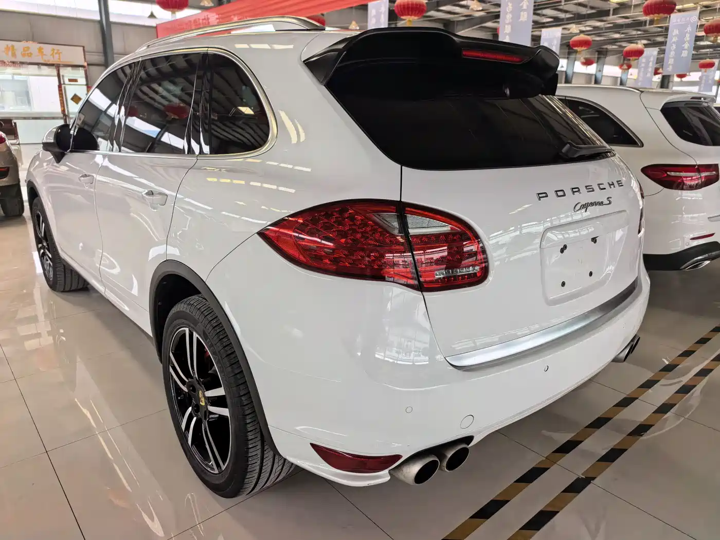 Porsche Cayenne фото 6