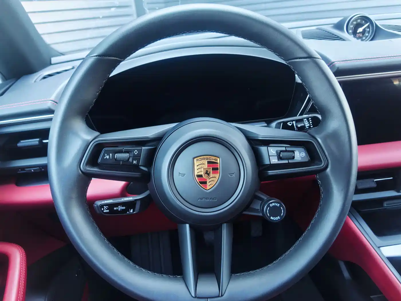 Porsche Macan EV 2026 Macan Long Range фото 19