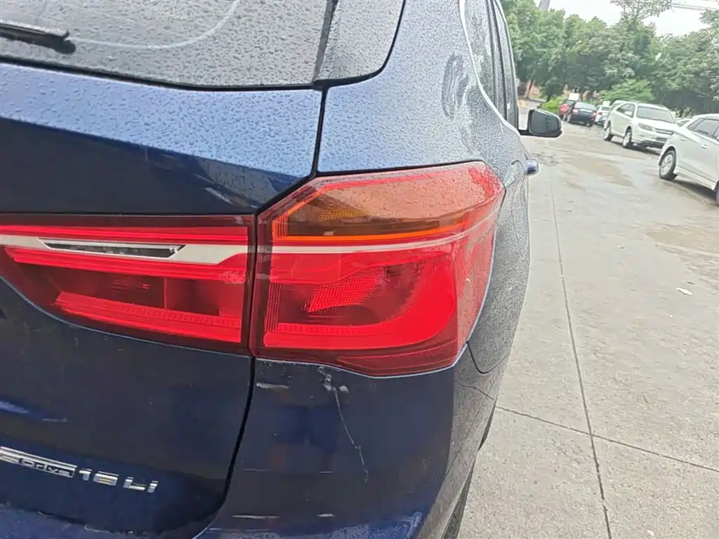 BMW X1 2018 sDrive18Li Premium Model фото 8