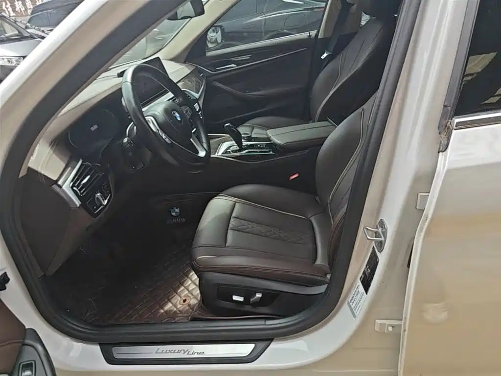 BMW 5 Series 2022 525Li Luxury Package фото 15