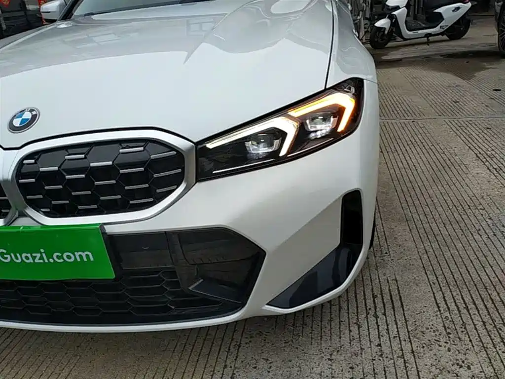 BMW 3 Series 2024 325i M Sport Package фото 24