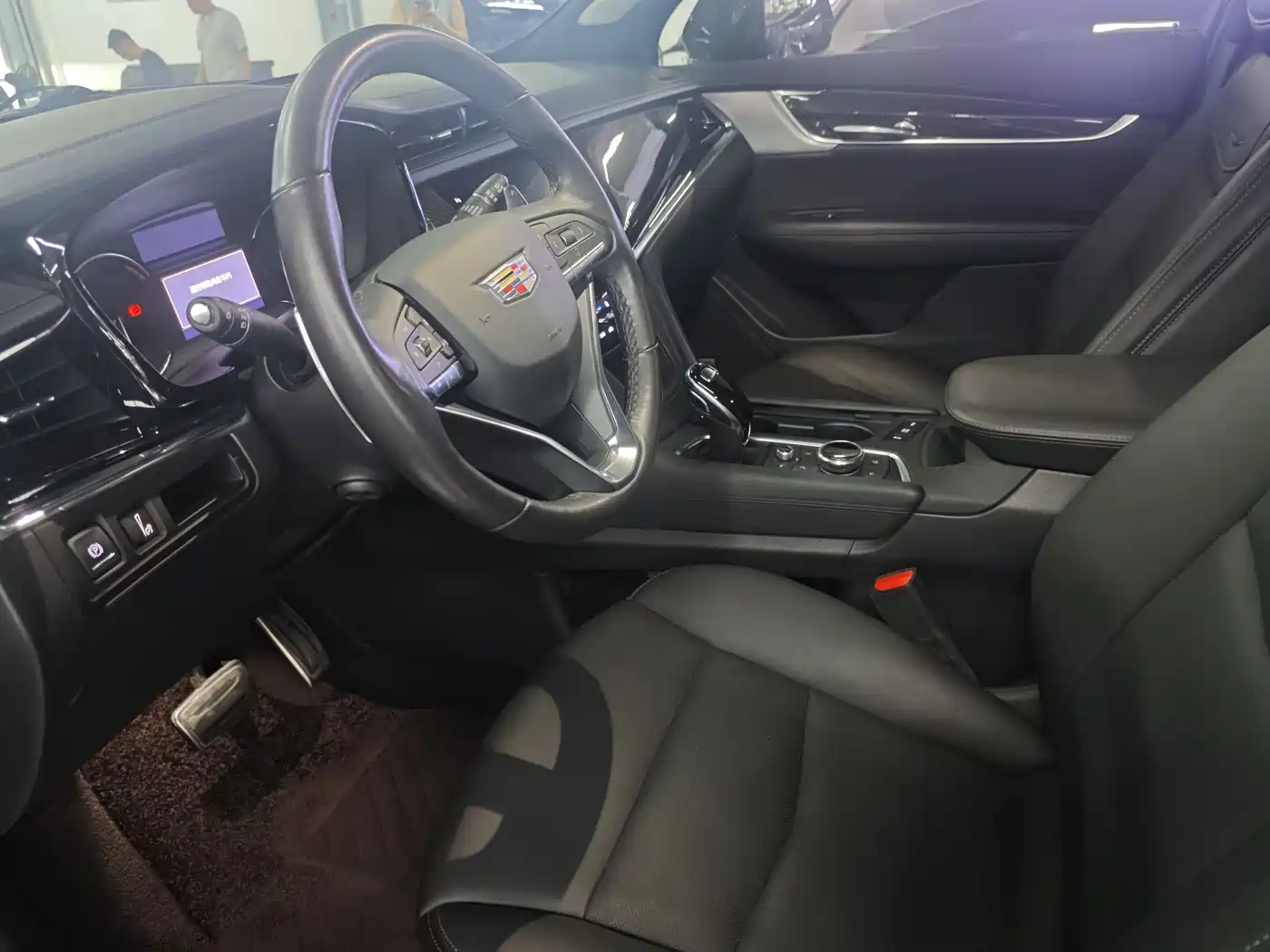Cadillac XT6 2021 2.0T 6-seater 4WD Premium фото 10