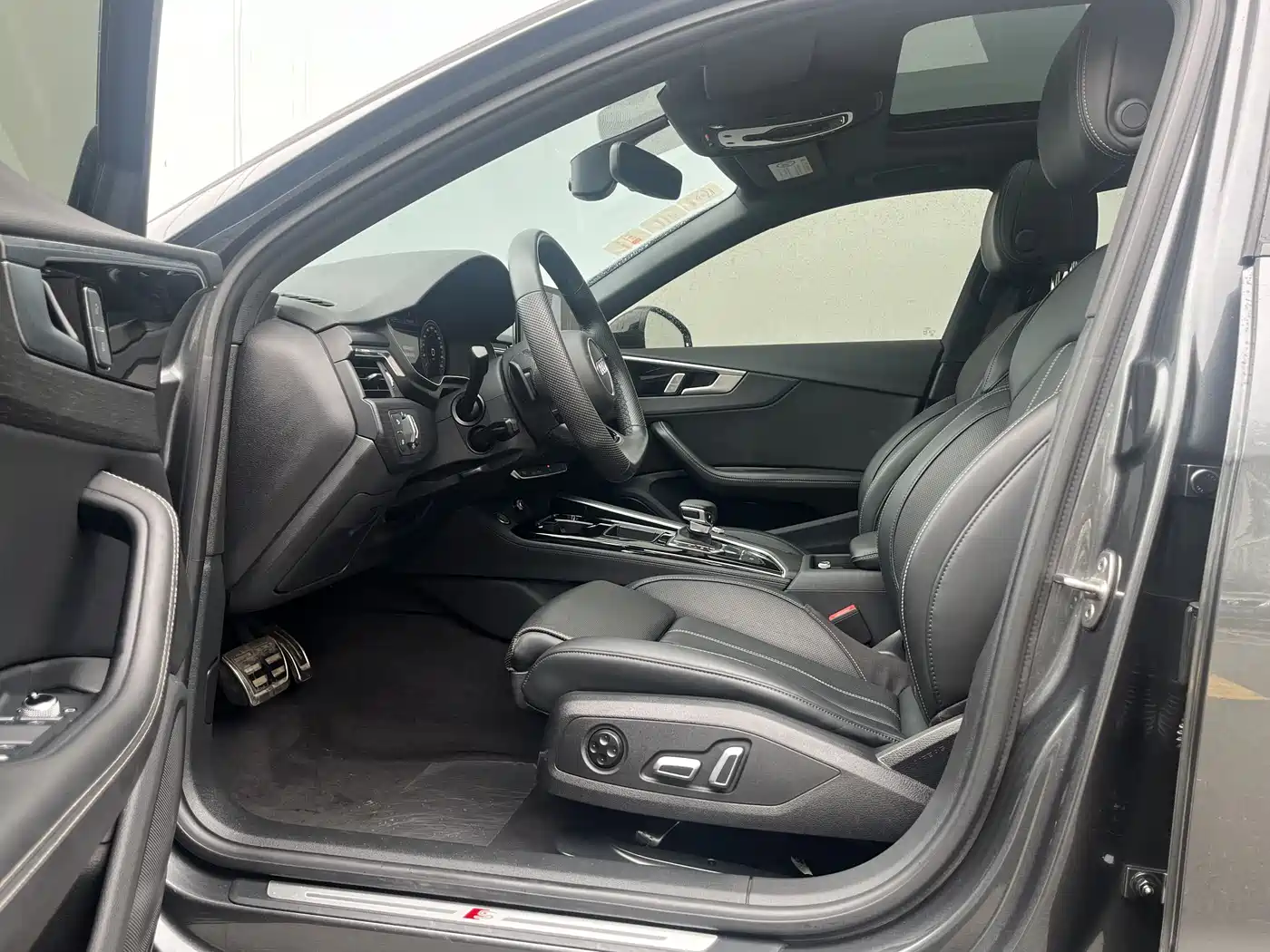 Audi A4L 2024 40 TFSI Luxury Dynamic фото 7
