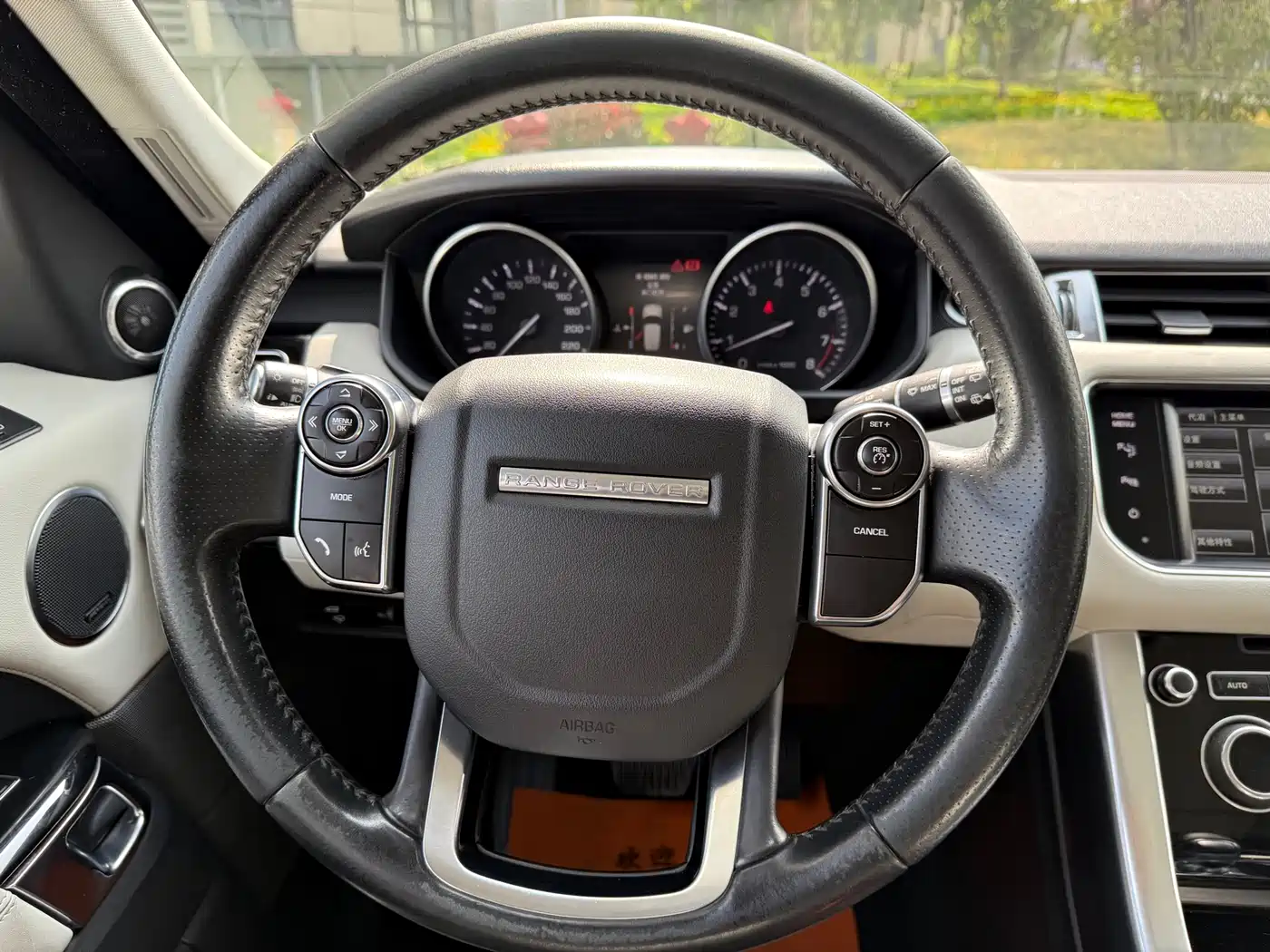 Land Rover Range Rover Sport 2014 3.0 SC V6 HSE фото 14