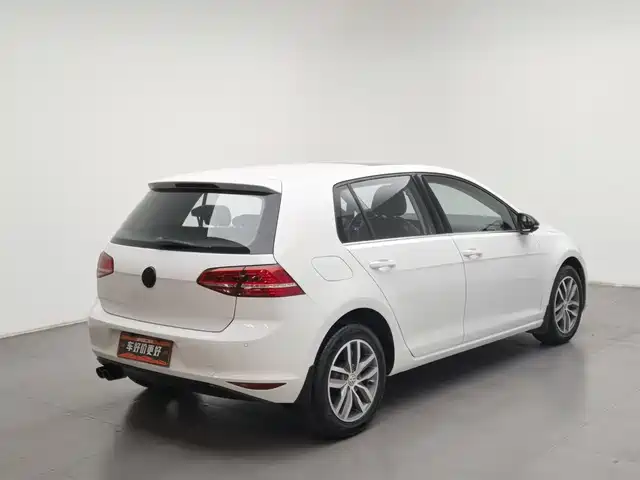 Volkswagen Golf 2016 230TSI Automatic Luxury — фото 2