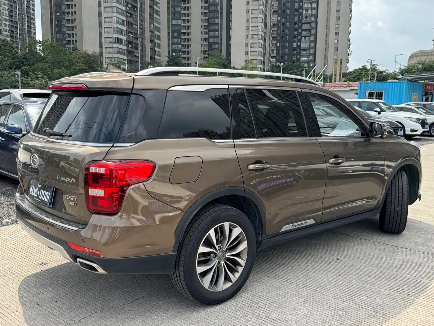 GAC Trumpchi Trumpchi GS8 2017 320T 2WD Luxury Smart Connect (7-seater) фото 2