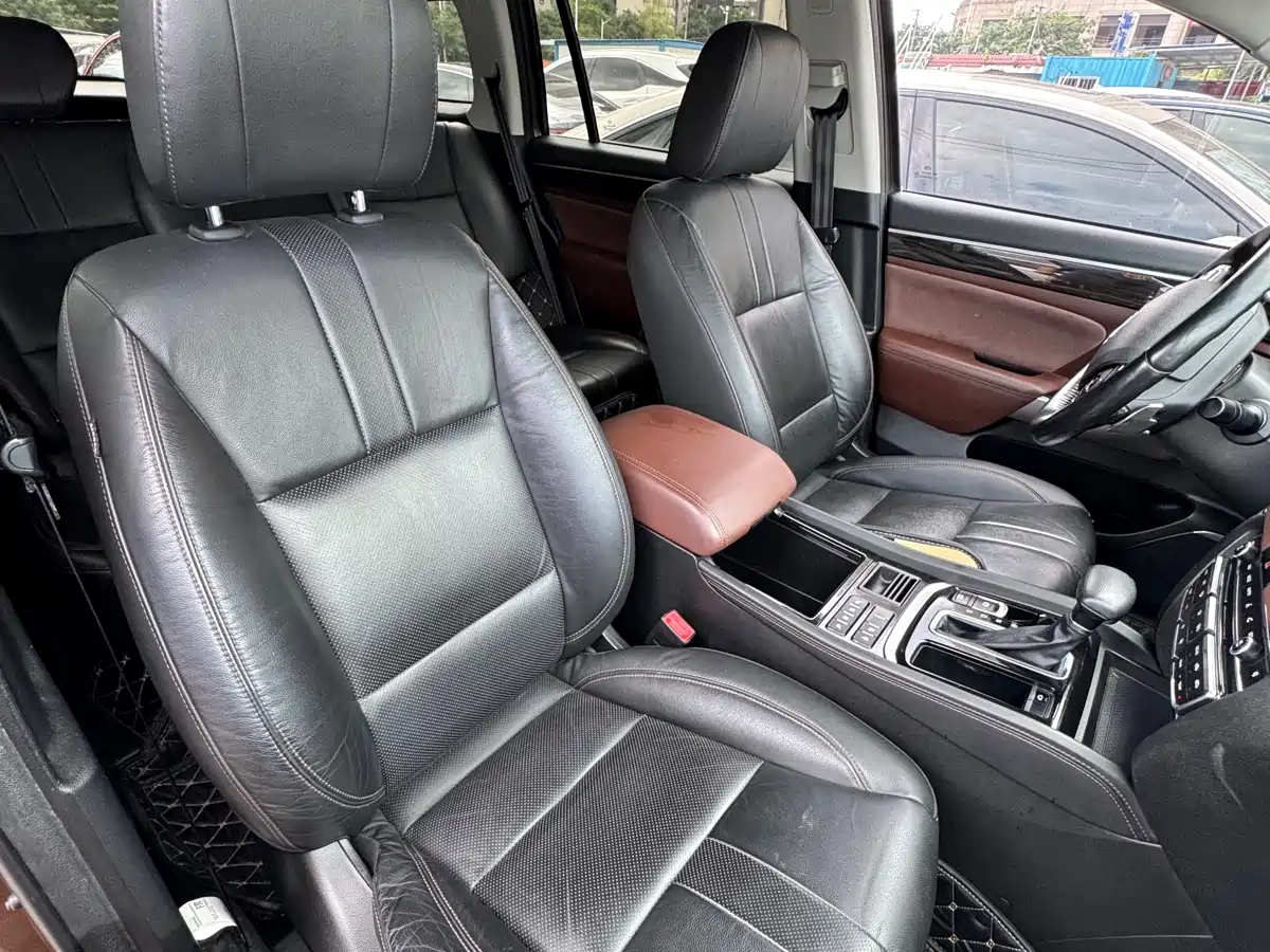 GAC Trumpchi Trumpchi GS8 2017 320T 2WD Luxury Smart Connect (7-seater) фото 11