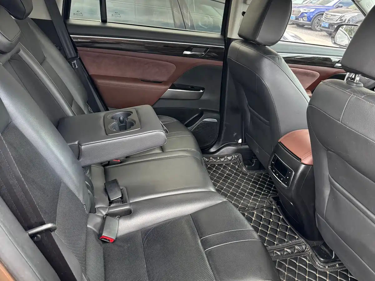 GAC Trumpchi Trumpchi GS8 2017 320T 2WD Luxury Smart Connect (7-seater) фото 16