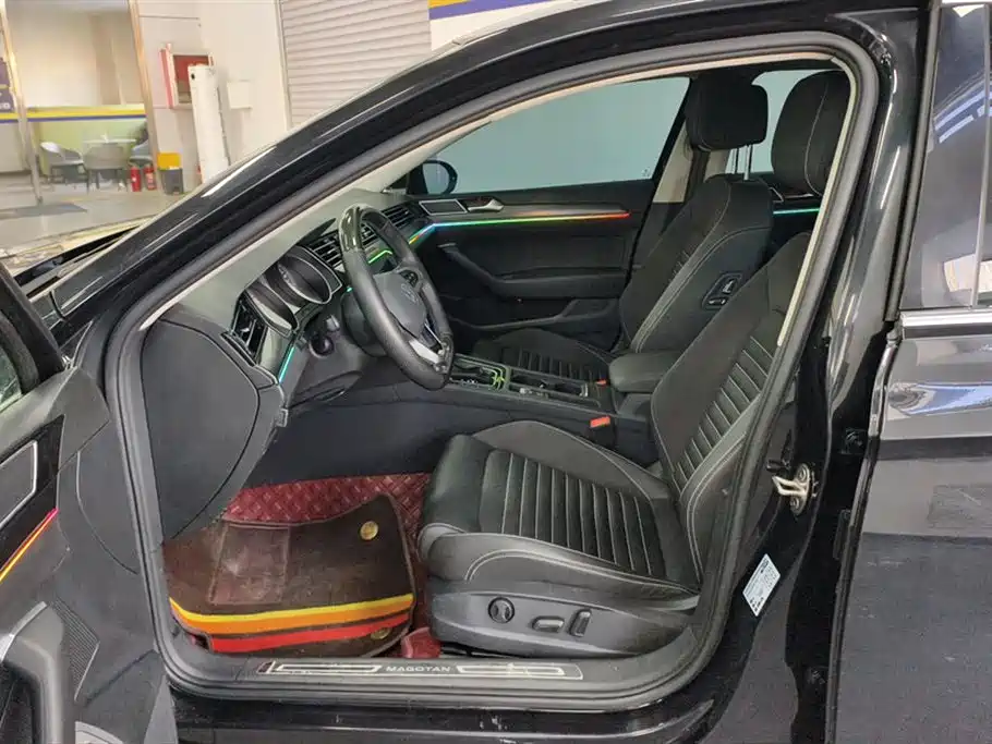 Volkswagen Magotan 2020 330TSI DSG Leading фото 9