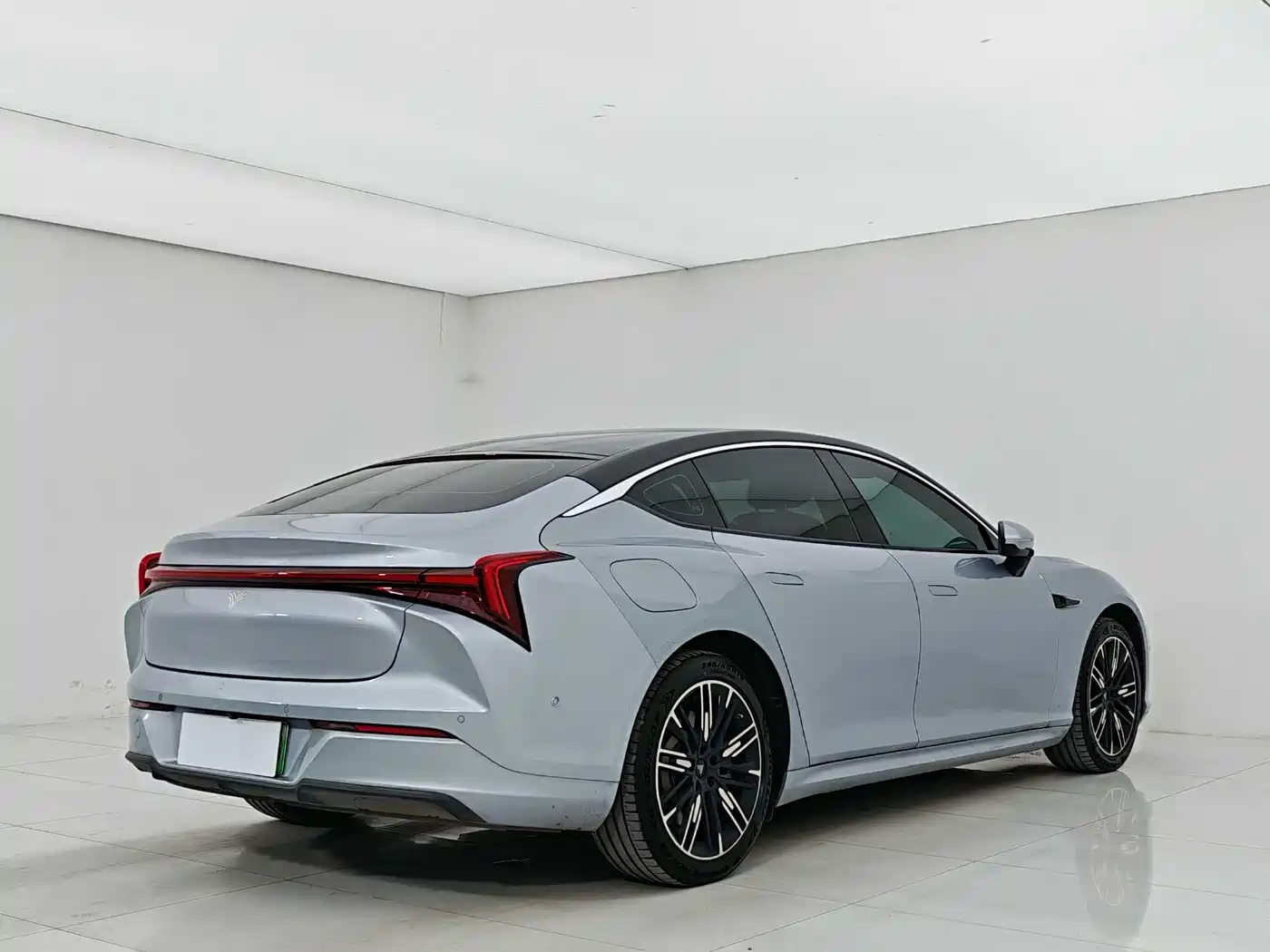 Nezha Auto Nezha S 2024 2024 Facelift Extended Range 1060 Lite Edition