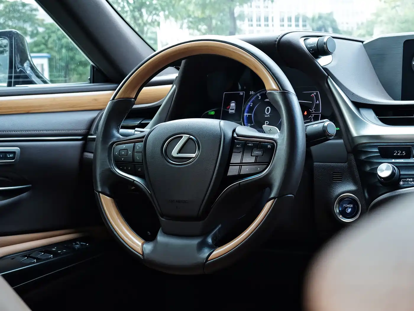 Lexus ES 2018 300h Premium Edition China V фото 11