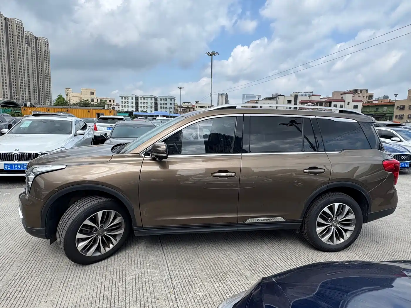 GAC Trumpchi Trumpchi GS8 2017 320T 2WD Luxury Smart Connect (7-seater) фото 7