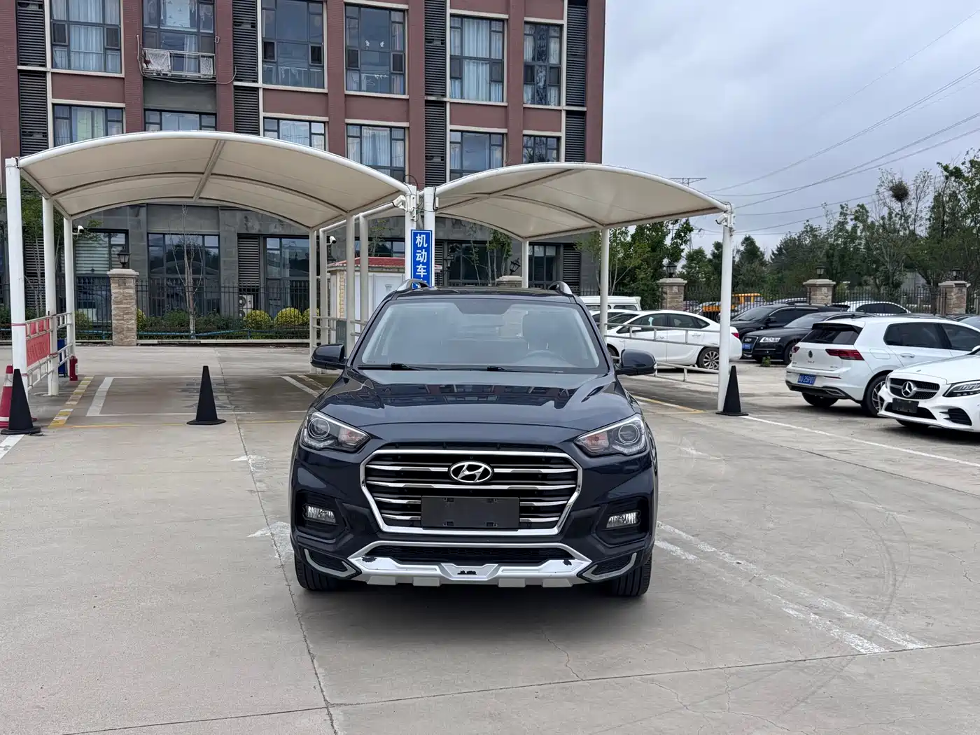 Hyundai Beijing Hyundai ix35 2018 2.0L Automatic 2WD Zhiyong·Enjoyment Edition фото 11