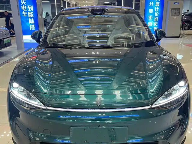 Zhijie Luxeed R7 2026