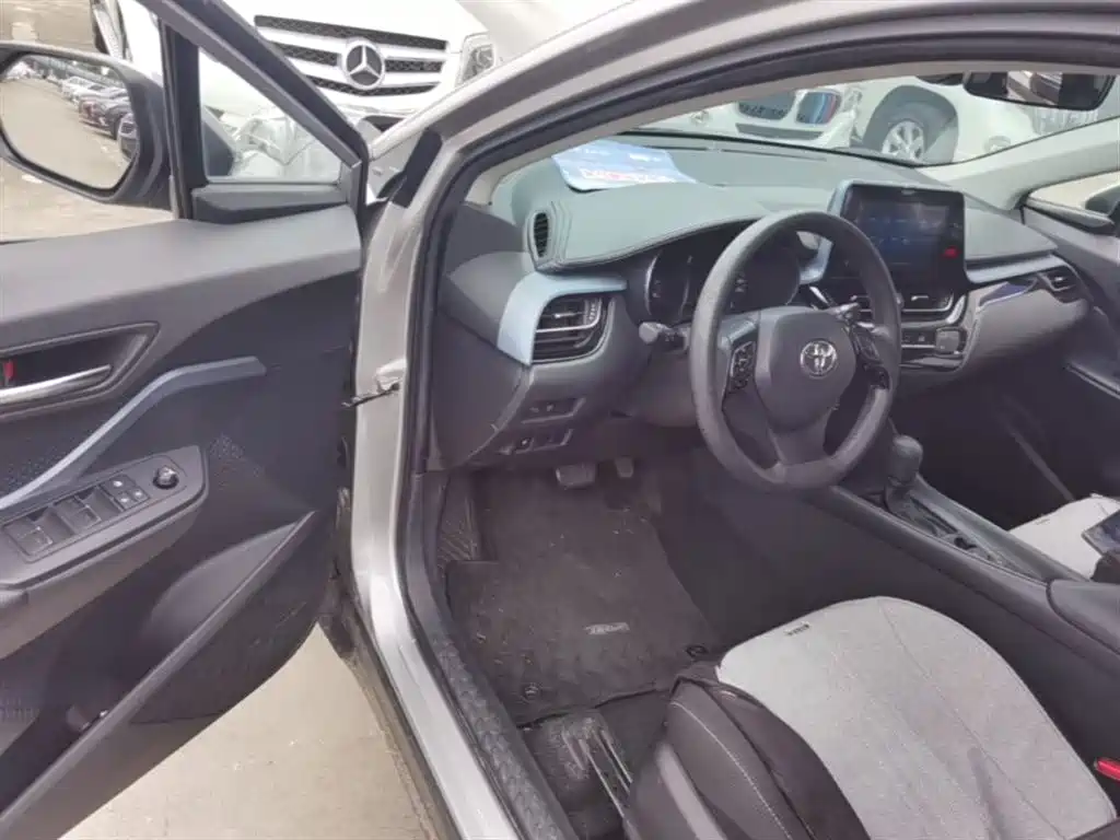 Toyota IZOA 2021 2.0L Yichi Edition фото 16