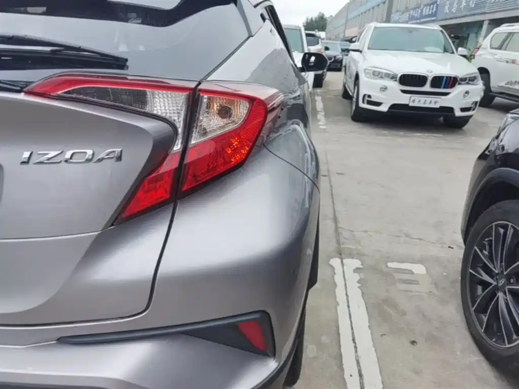 Toyota IZOA 2021 2.0L Yichi Edition фото 8