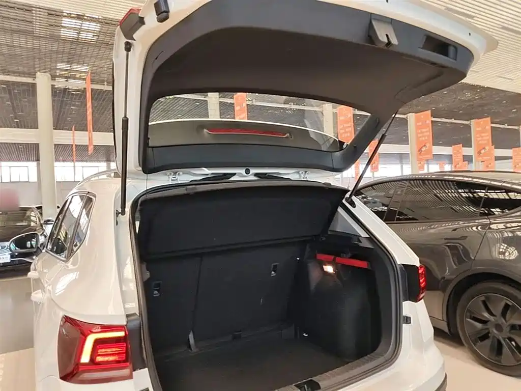 Volkswagen Tharu 2020 280TSI 2WD Trend Edition China VI фото 19