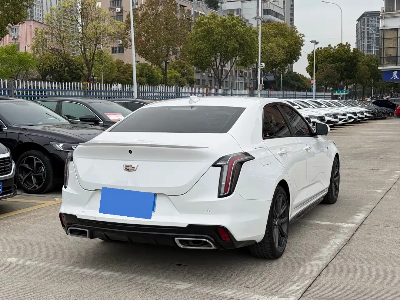 CADILLAC CT4
