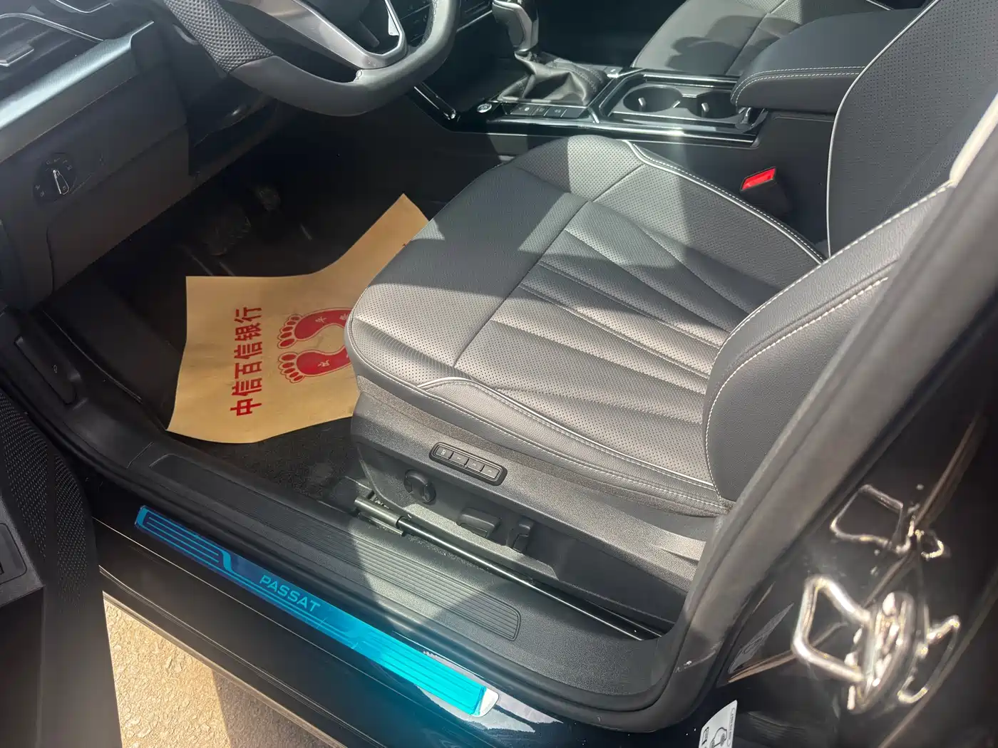 Volkswagen Passat 2024 380TSI Dragon Soaring Edition фото 9