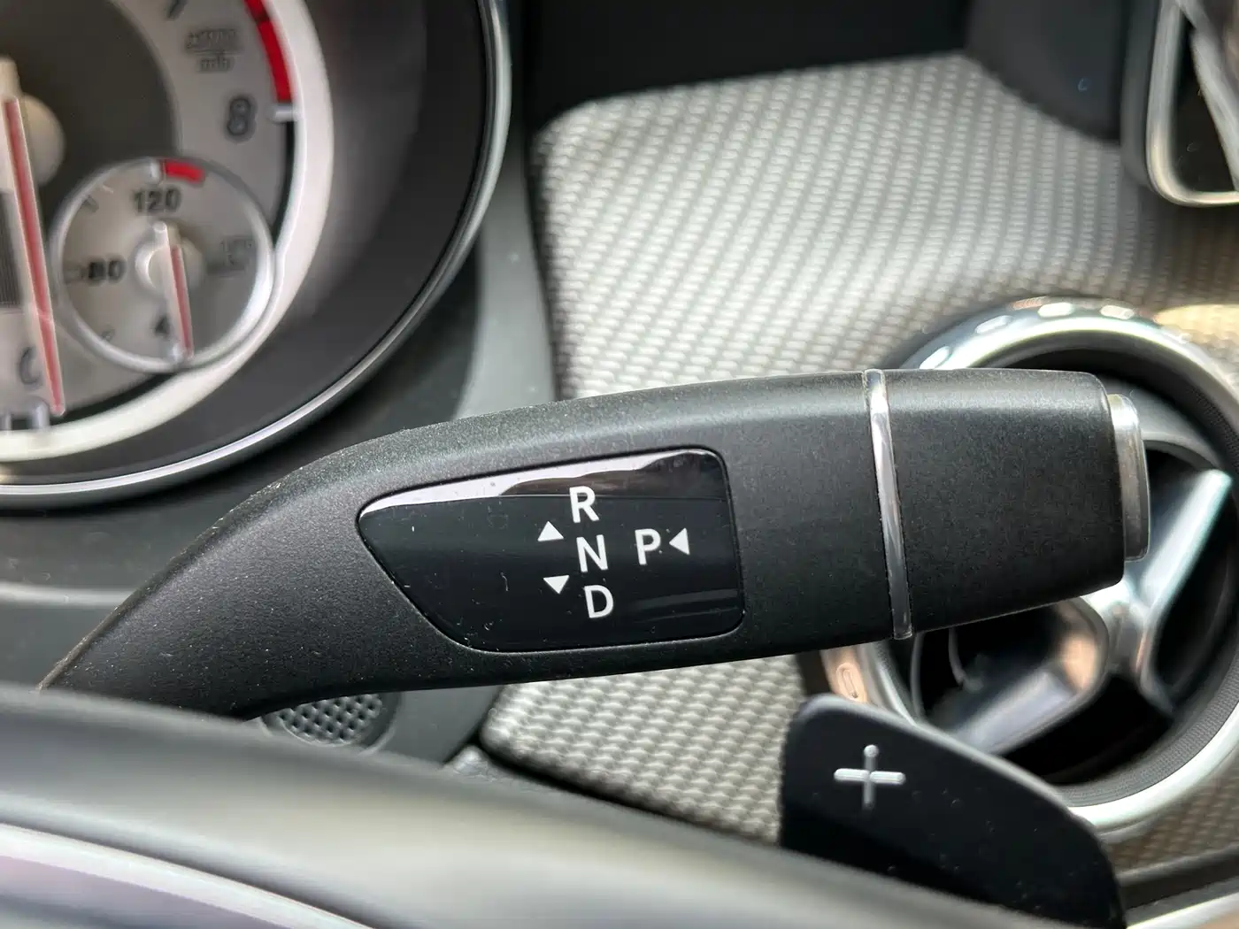 Mercedes-Benz GLA 2016 GLA 200 Dynamic фото 20
