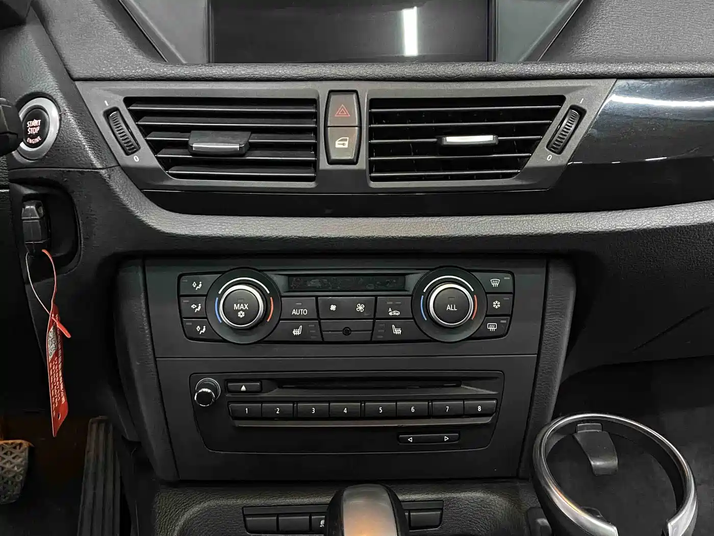 BMW X1 (Import) 2012 sDrive18i Luxury фото 23