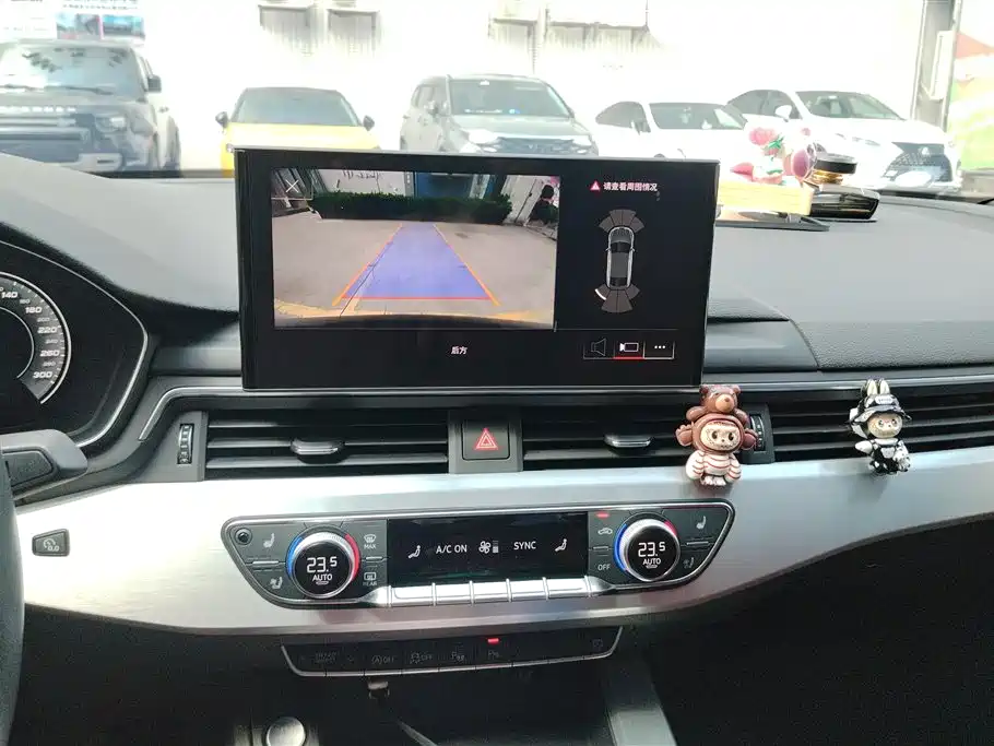 Audi A4L 2021 40 TFSI Premium Life Edition фото 13
