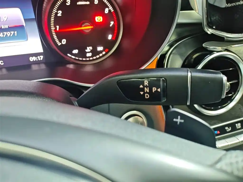 Mercedes-Benz C-Class 2016 C 200 L Sport фото 21