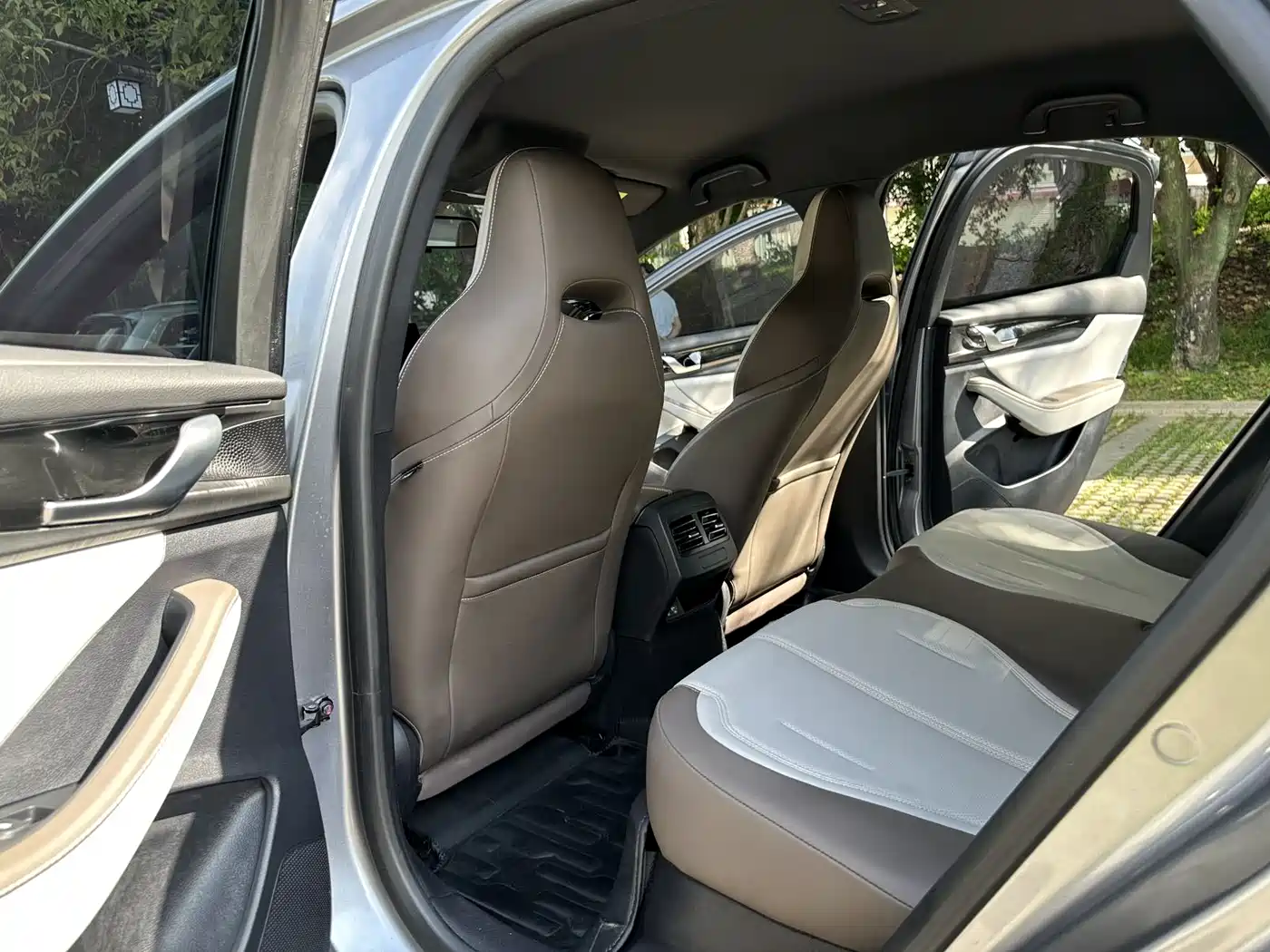 BYD Qin PLUS 2023 Champion Edition DM-i 55KM Leading фото 8