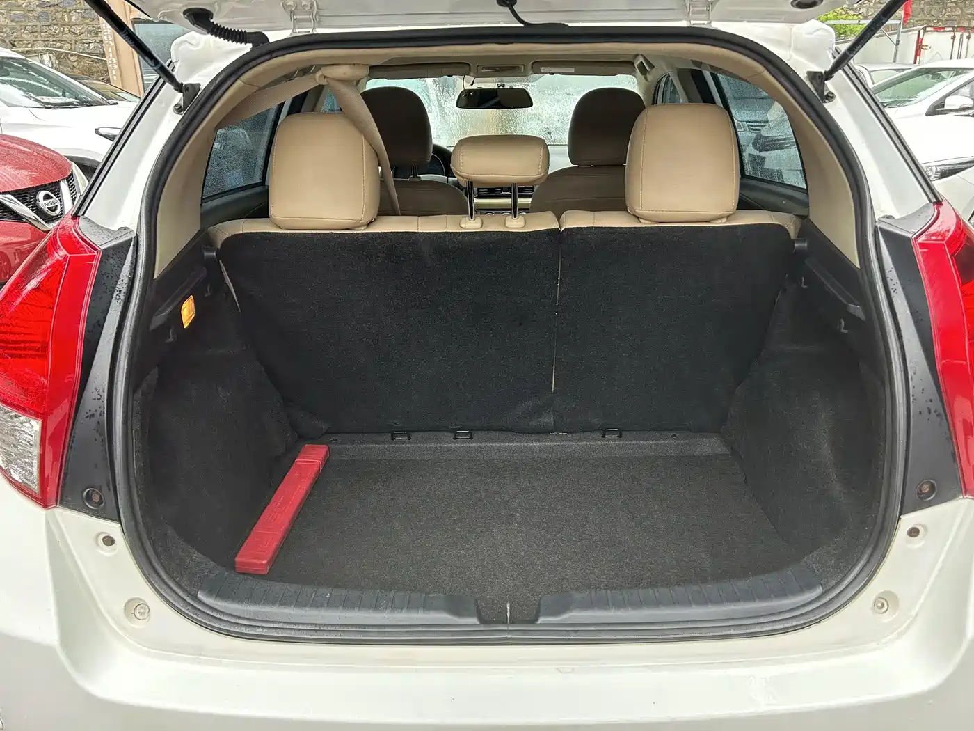 Toyota YARiS L Zhi Xuan 2014 1.5G Automatic Dynamic Edition фото 6