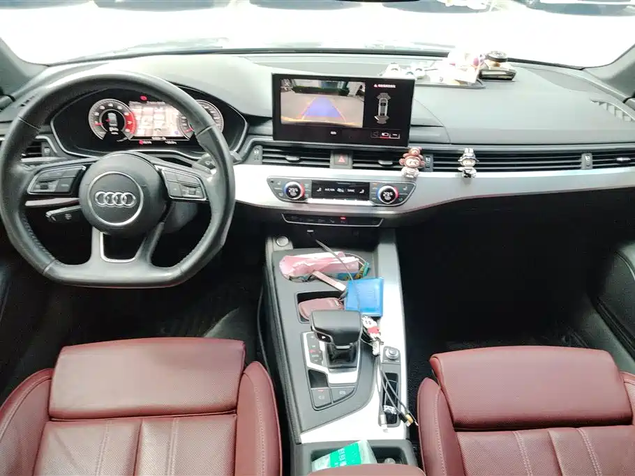 Audi A4L 2021 40 TFSI Premium Life Edition фото 12