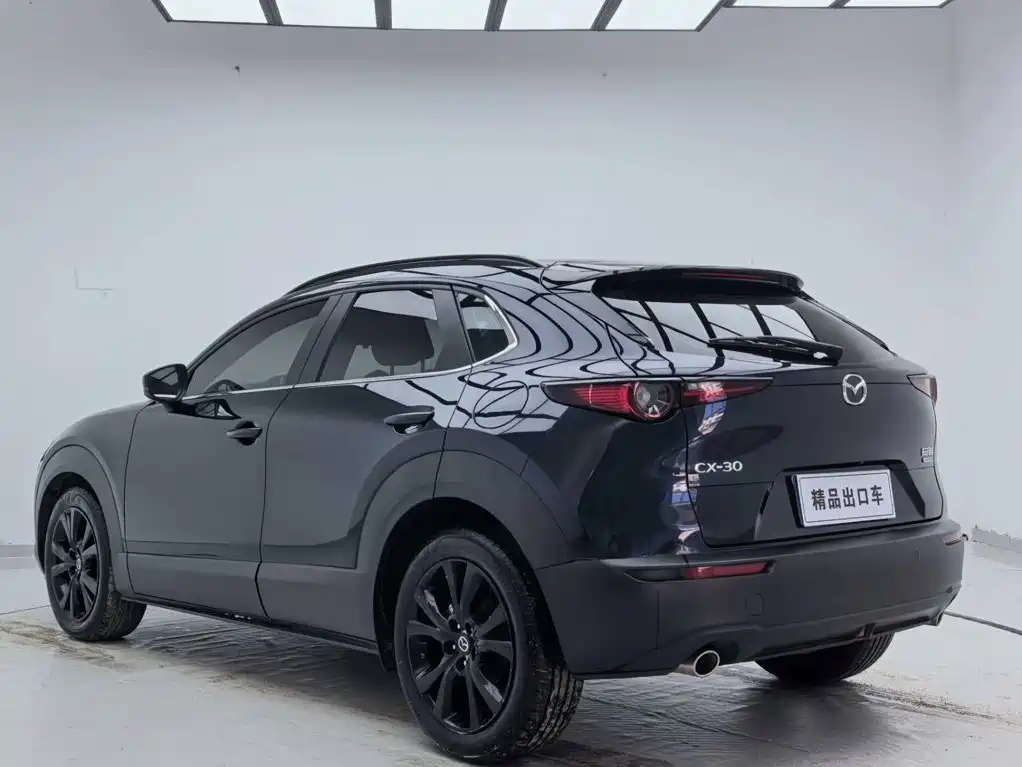 Photo 6 - Mazda CX-30