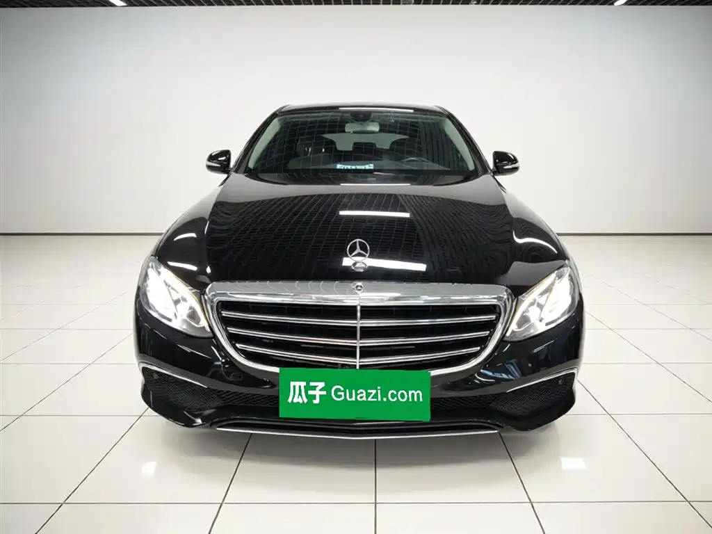 Mercedes-Benz E-Class 2019 E 300 L Sport Fashion фото 3