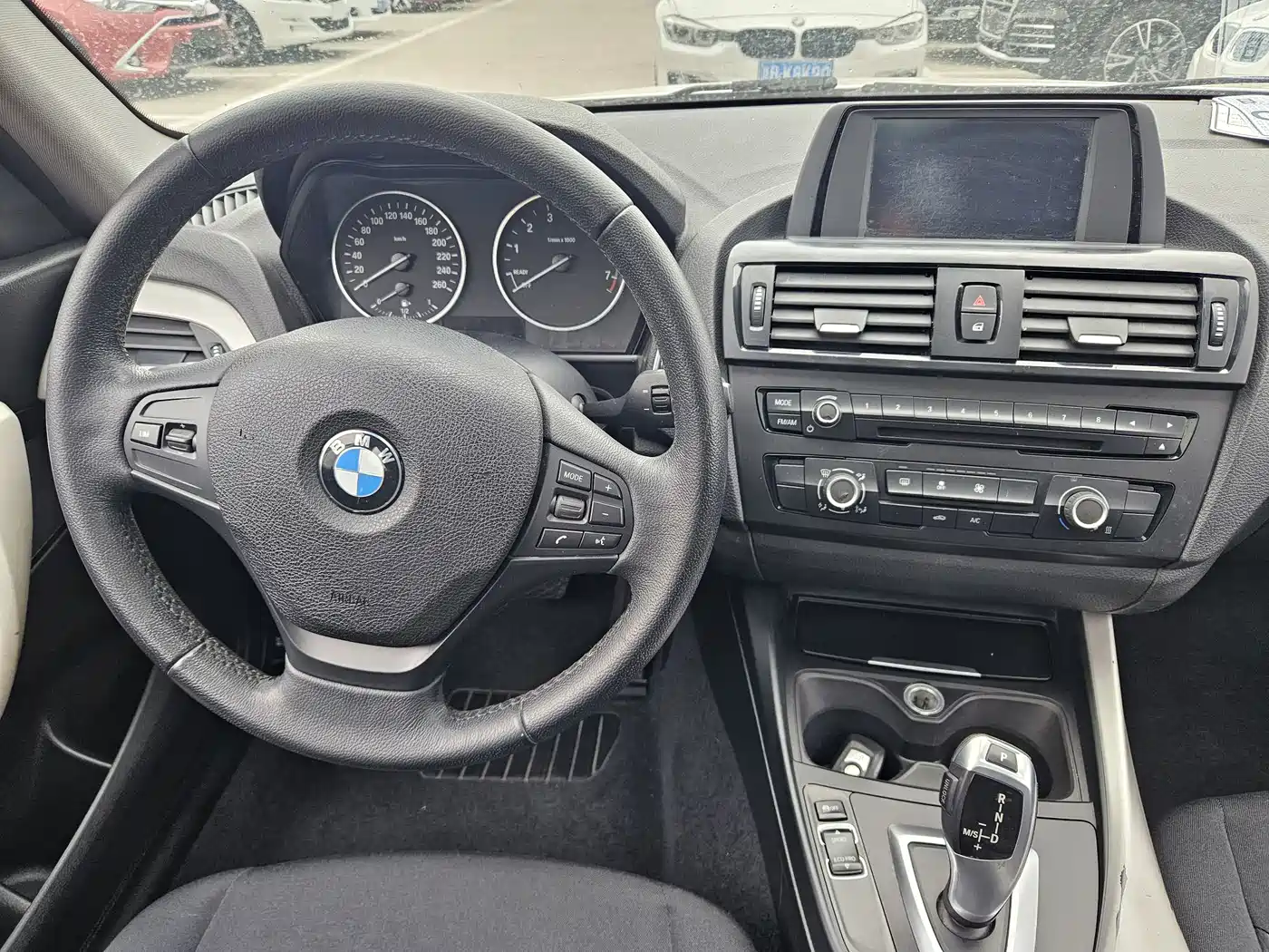BMW 1 Series (Import) 2013 Facelift 116i Leading Model фото 9