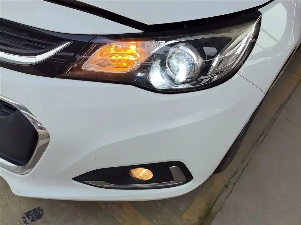 Chevrolet Malibu 2017 1.5T Automatic Comfort Edition фото 18