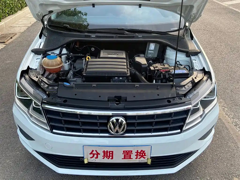 Volkswagen Jetta 2019 Dream Edition 1.5L Manual Fashion фото 20