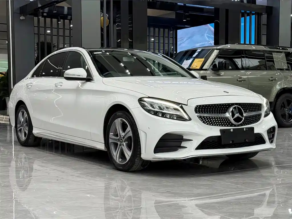 Mercedes-Benz C-Class 2019 C 260 L Sport фото 3