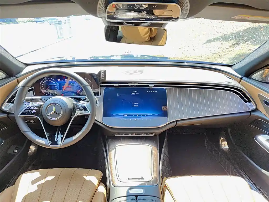 Mercedes-Benz E-Class 2025 E 300 L Fashion фото 10