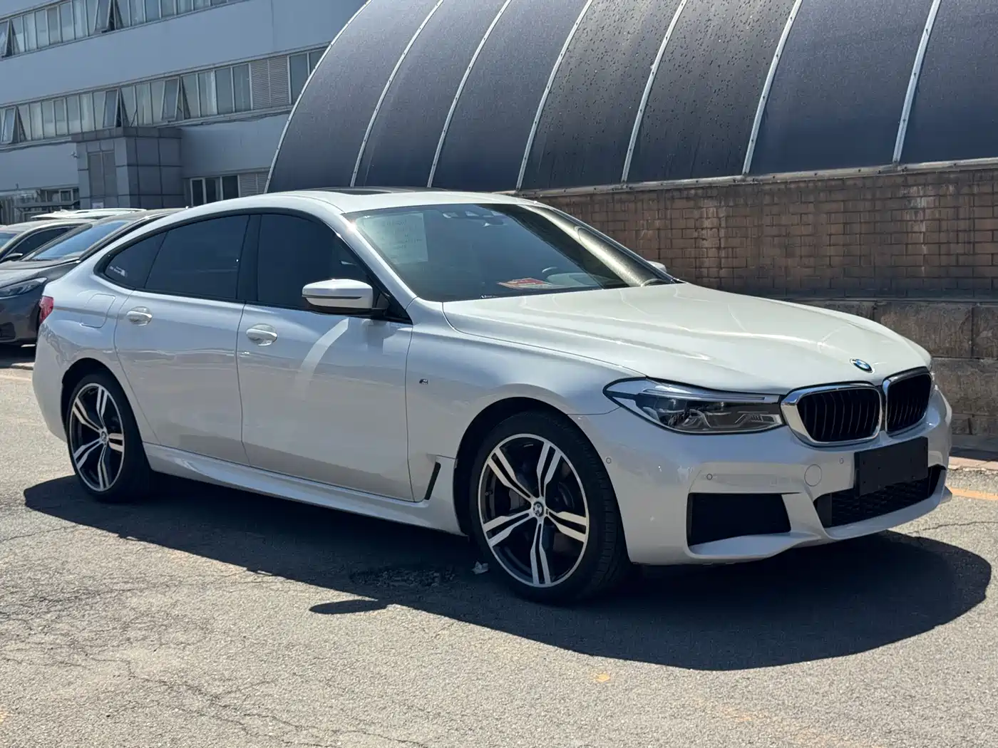 BMW 6 Series GT 2018 640i xDrive M Sport Package фото 19