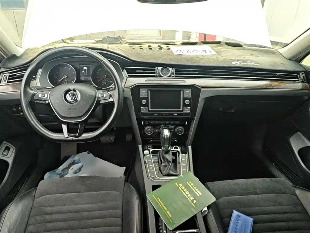 Volkswagen Magotan 2018 330TSI DSG Luxury фото 10