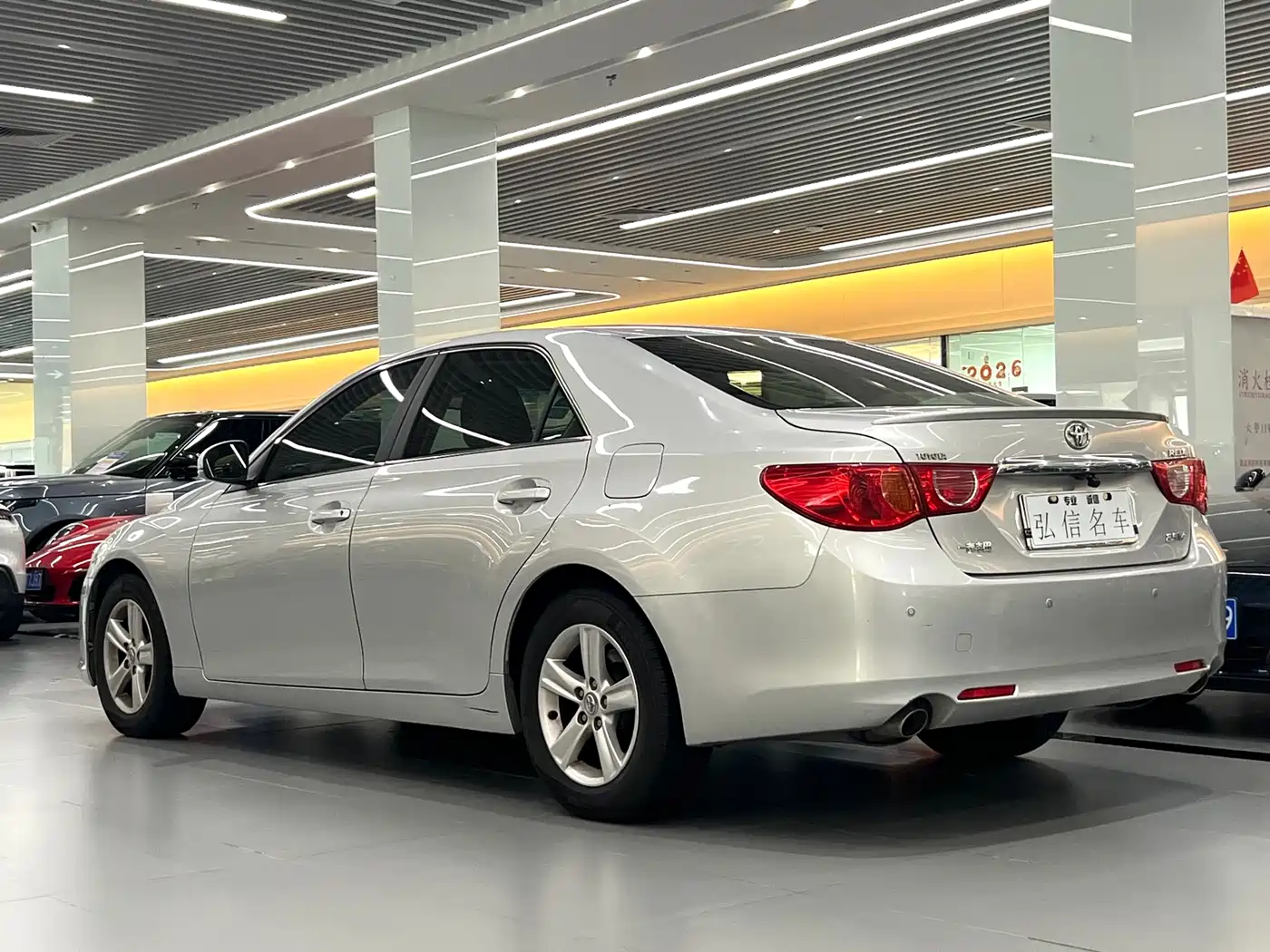 Toyota Reiz 2010 2.5V Elegance Elite Edition фото 15