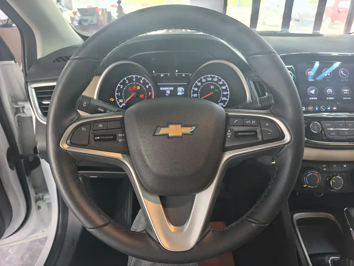 Chevrolet Monza 2022 320 Automatic Enjoyment Sunroof Edition фото 13