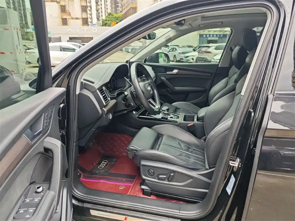 Audi Q5L 2022 45T Premium Dynamic фото 8