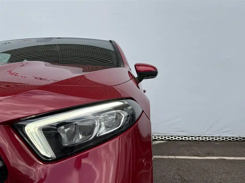 MERCEDES-BENZ A CLASS